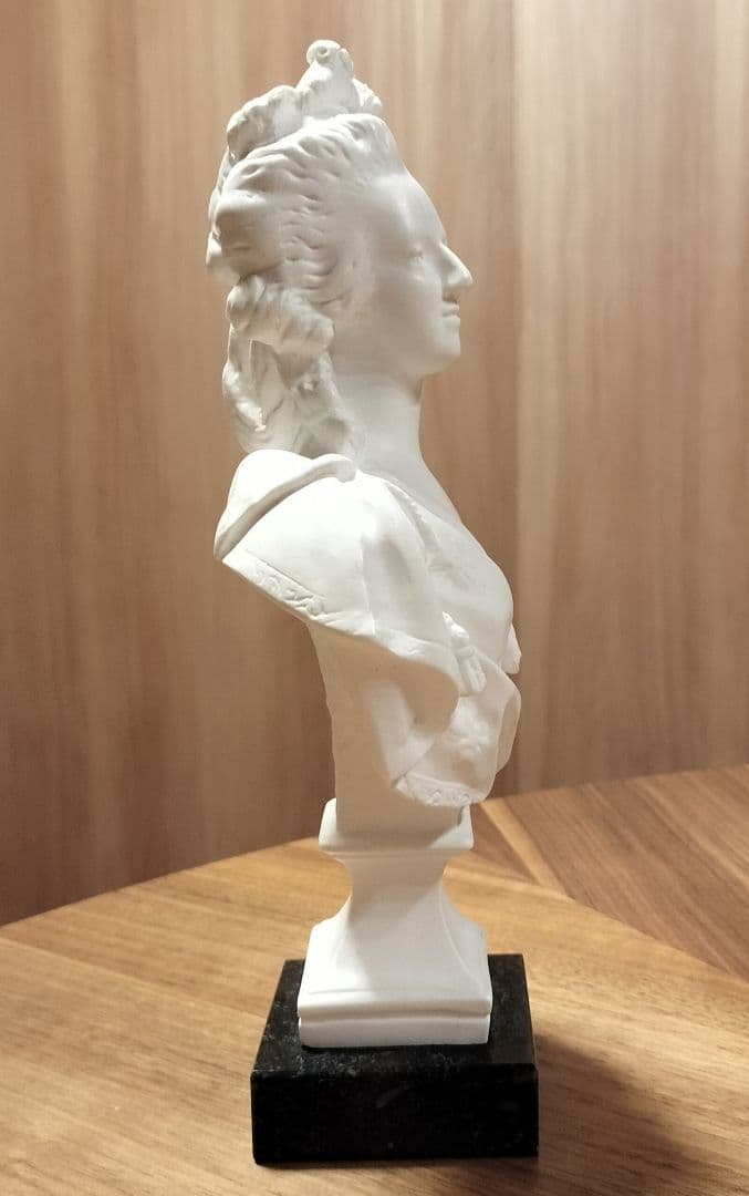マリー・アントワネット バスト像 約24cm