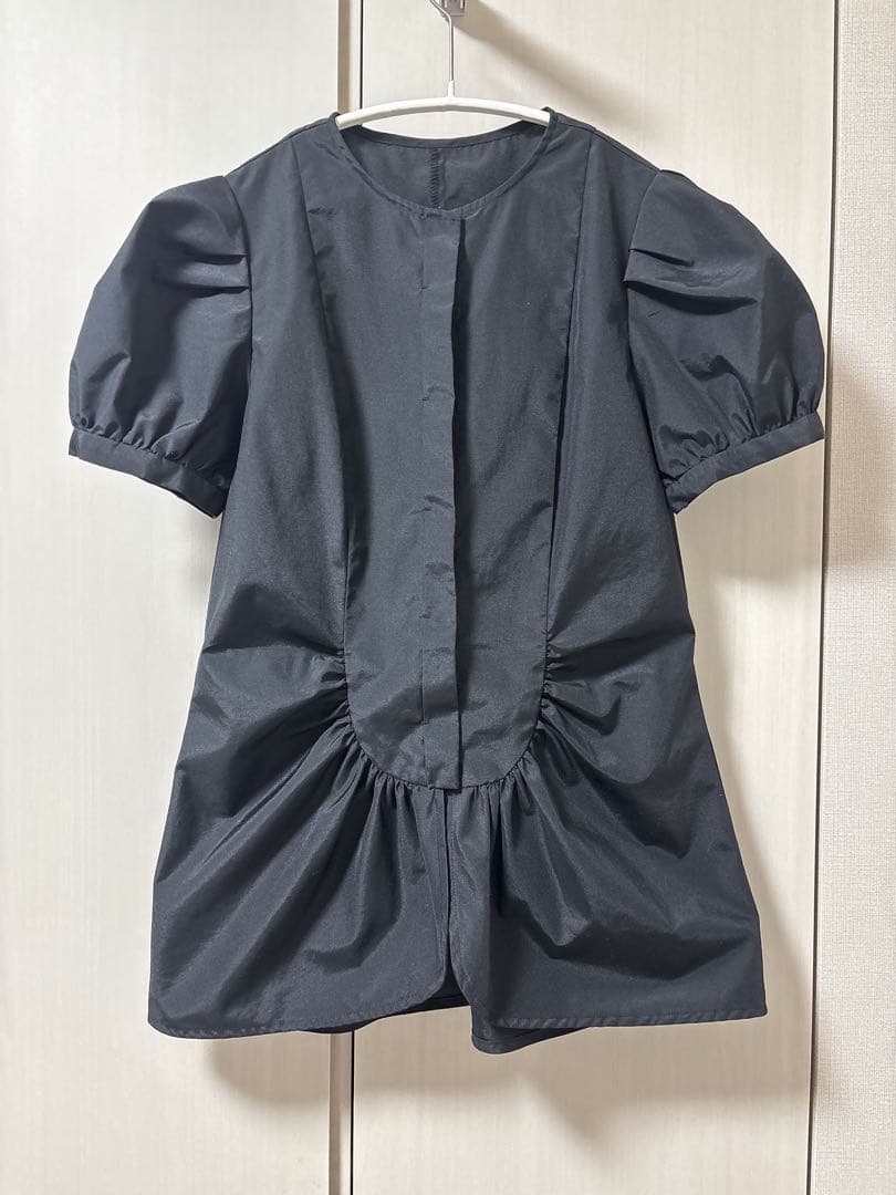 【美品】cavori カヴォリ　チューリップブラウス