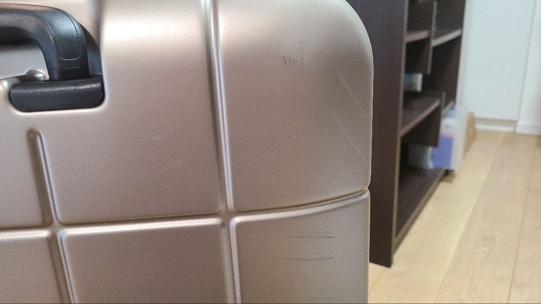 [サムソナイト] スーツケース タイリウム スピナー69 アイボリーゴールド