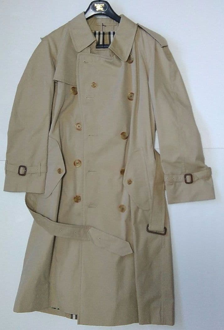 【新品】バーバリー「トレンチコート」メンズ(ダブル) M 英国で購入