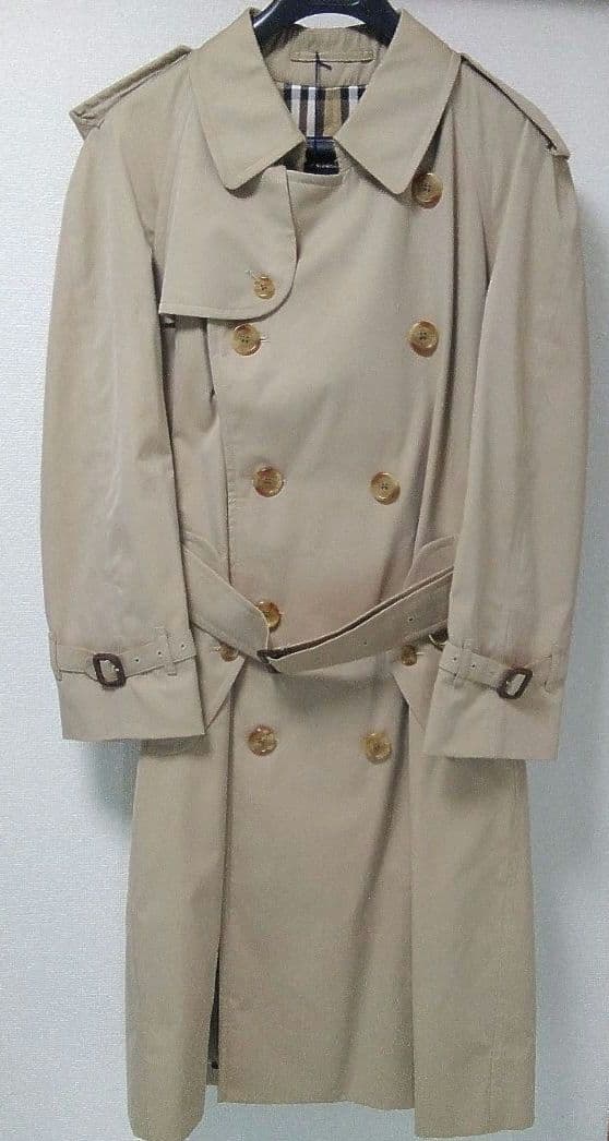 【新品】バーバリー「トレンチコート」メンズ(ダブル) M 英国で購入