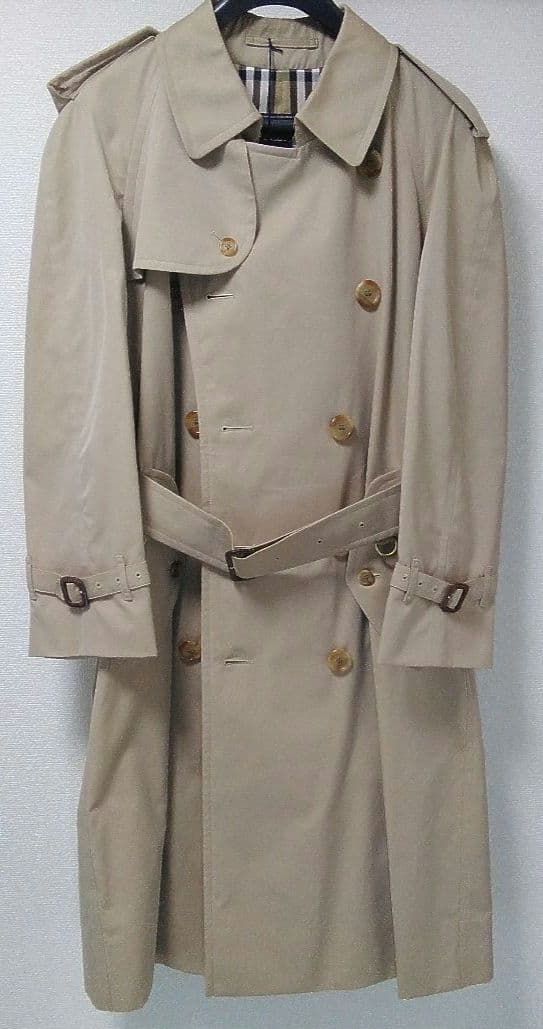 【新品】バーバリー「トレンチコート」メンズ(ダブル) M 英国で購入