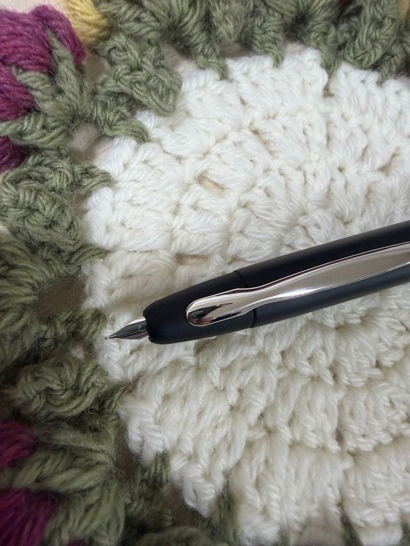 ほぼ日のキャップレス万年筆 F（細字） MOTHER パイロット