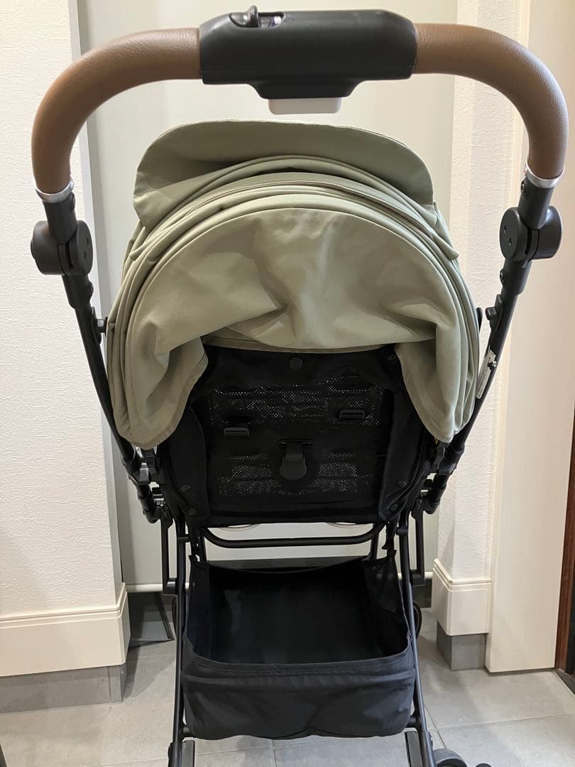 専用ページApricaベビーカーラクーナクッションフリープラススモーキーグリーン