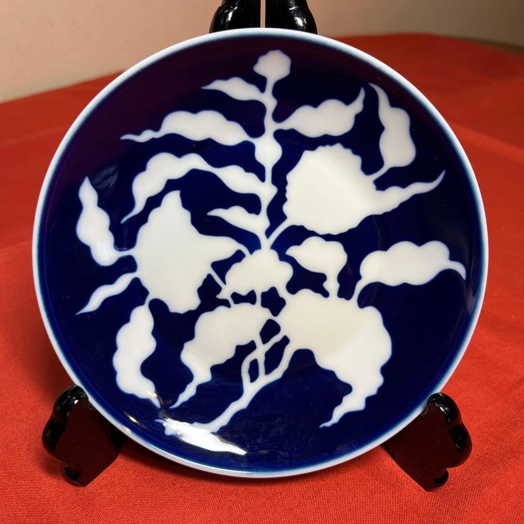 深川製磁「明染付白抜紋取皿五枚揃え」