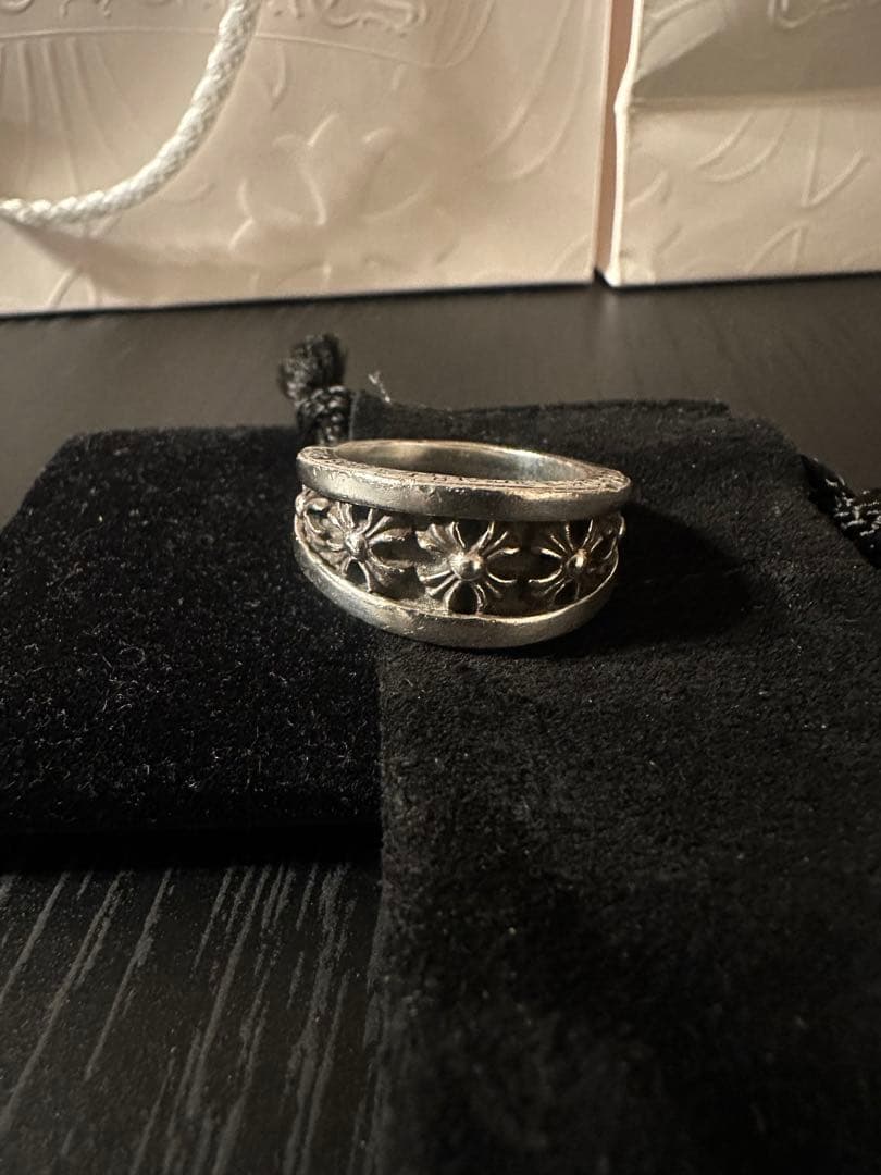 クロムハーツ ナロー Vバンド クロス リング