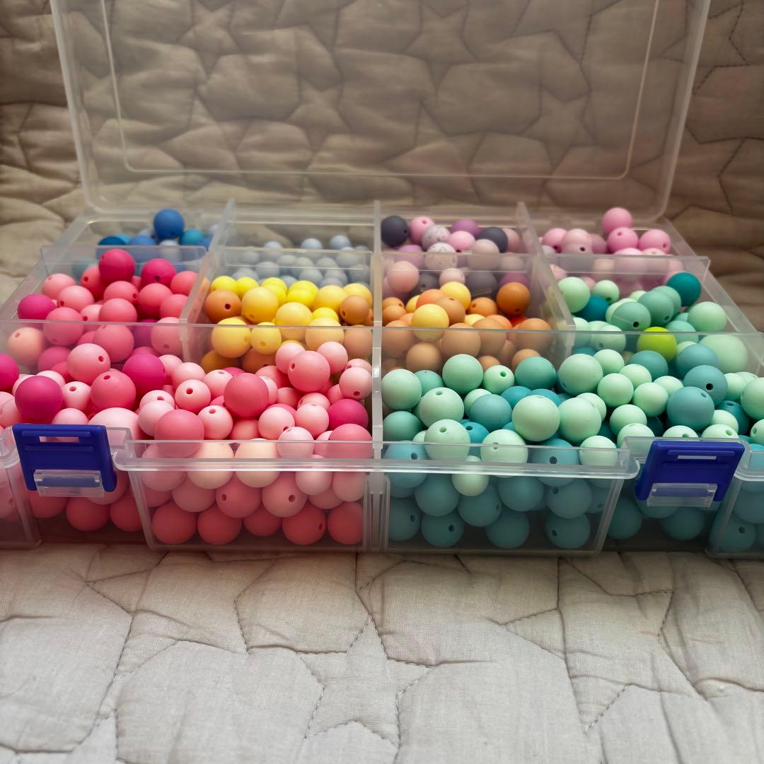 激安‼︎ シリコンビーズ　まとめ売りSALE ハンドメイド資材