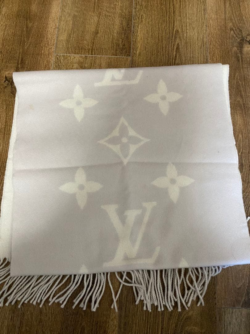 LOUIS VUITTONカシミヤ100%のマフラー・エシャルプ・レイキャビック