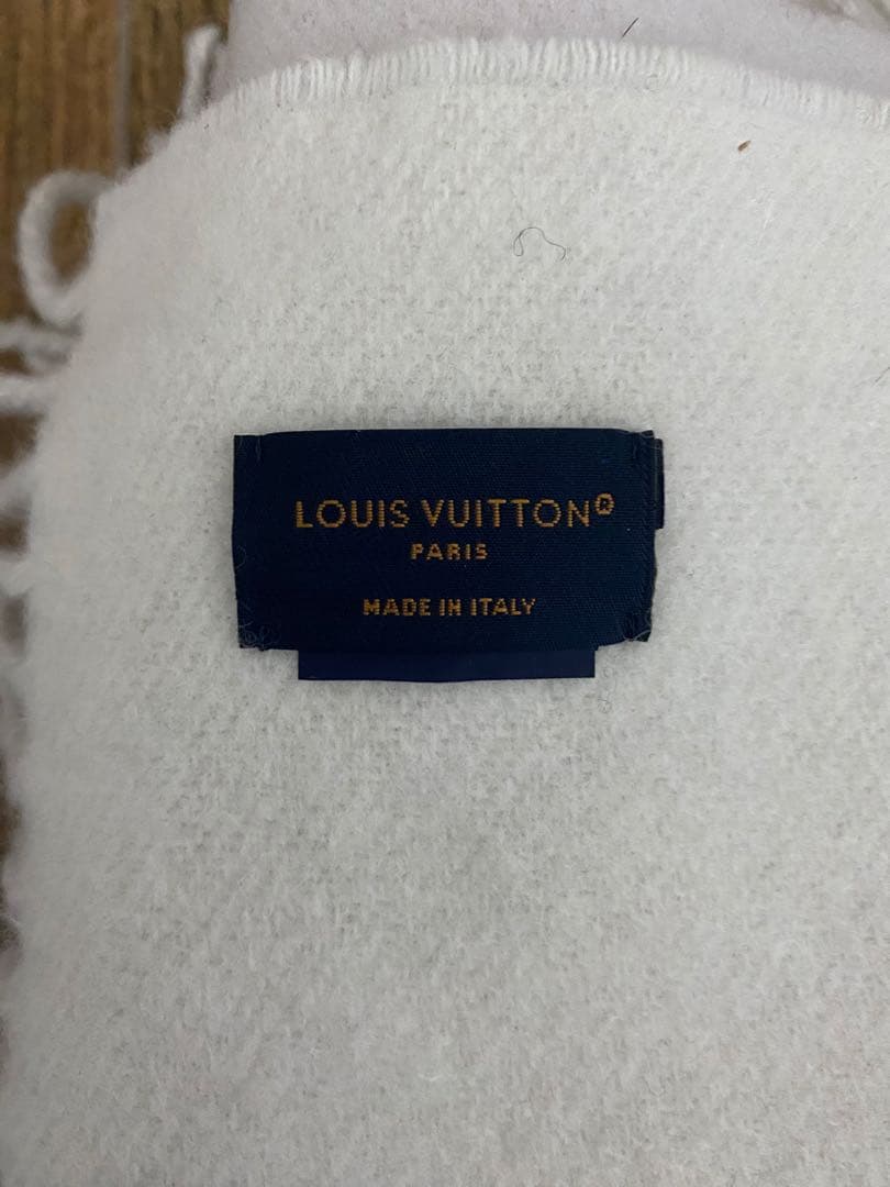 LOUIS VUITTONカシミヤ100%のマフラー・エシャルプ・レイキャビック