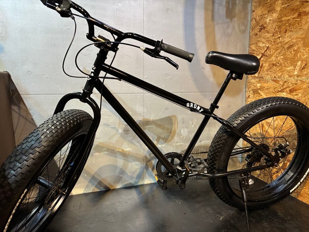 J27【大阪堺市/引取】ファットバイク BRONX 26インチ 7段変速付き