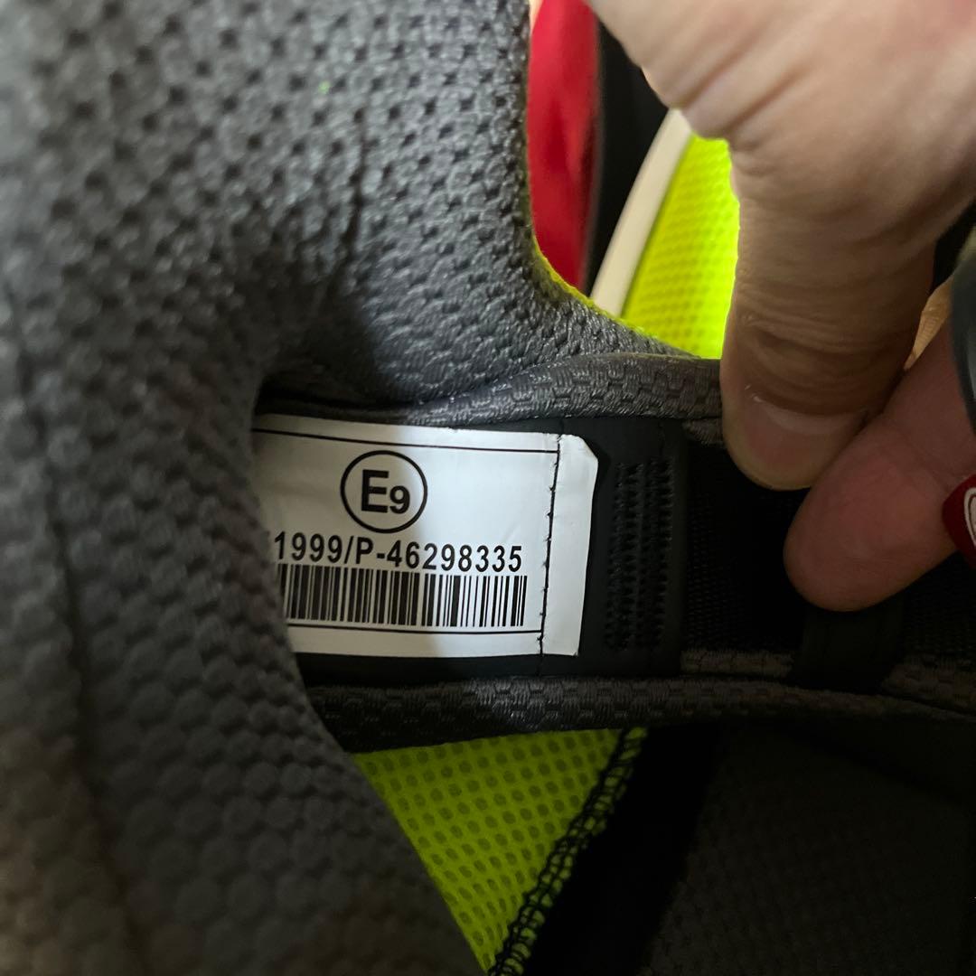 BELL MX-9 MIPS Showtime ベル