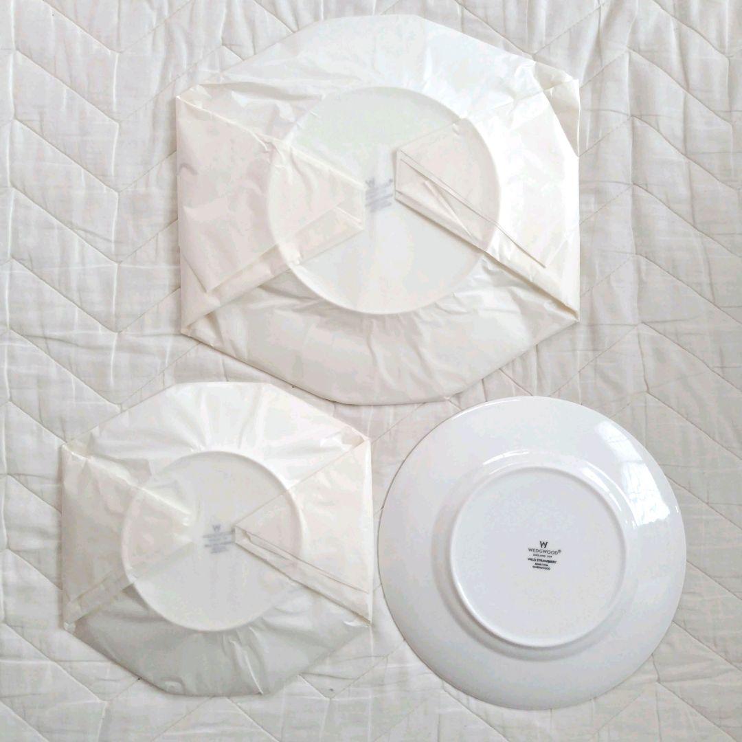 【】大1 小2 / 皿3枚 ワイルドストロベリー 新品 箱入り