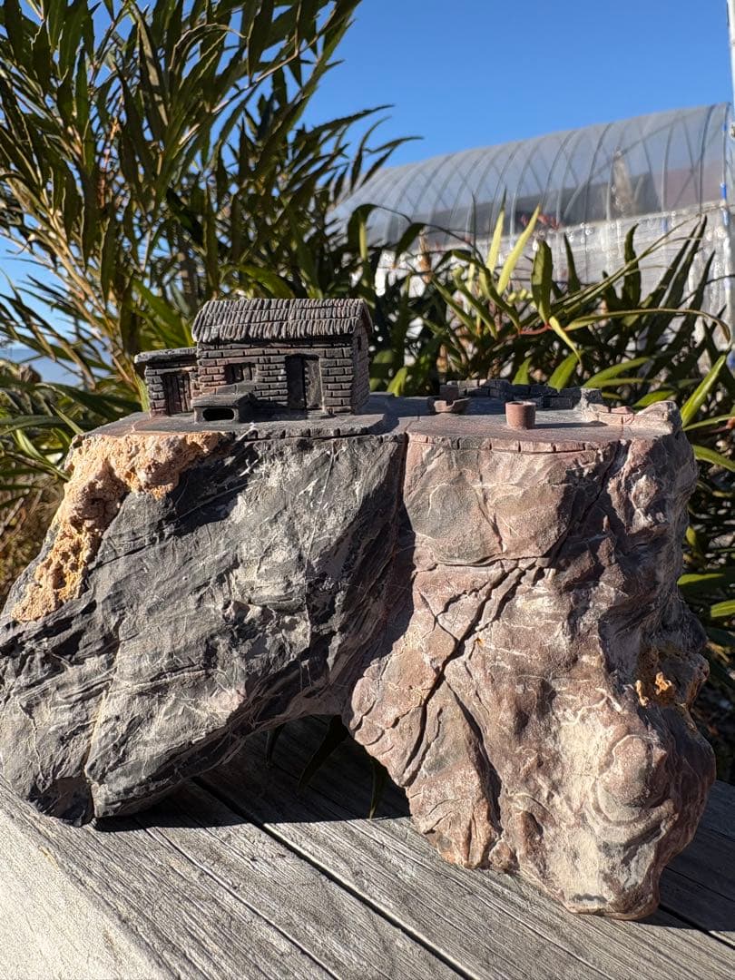 ❤️可愛い　景石　霊璧石　1.1kg ✳手彫り 細工　 水槽　天然石　カービング