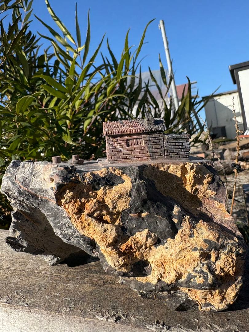 ❤️可愛い　景石　霊璧石　1.1kg ✳手彫り 細工　 水槽　天然石　カービング