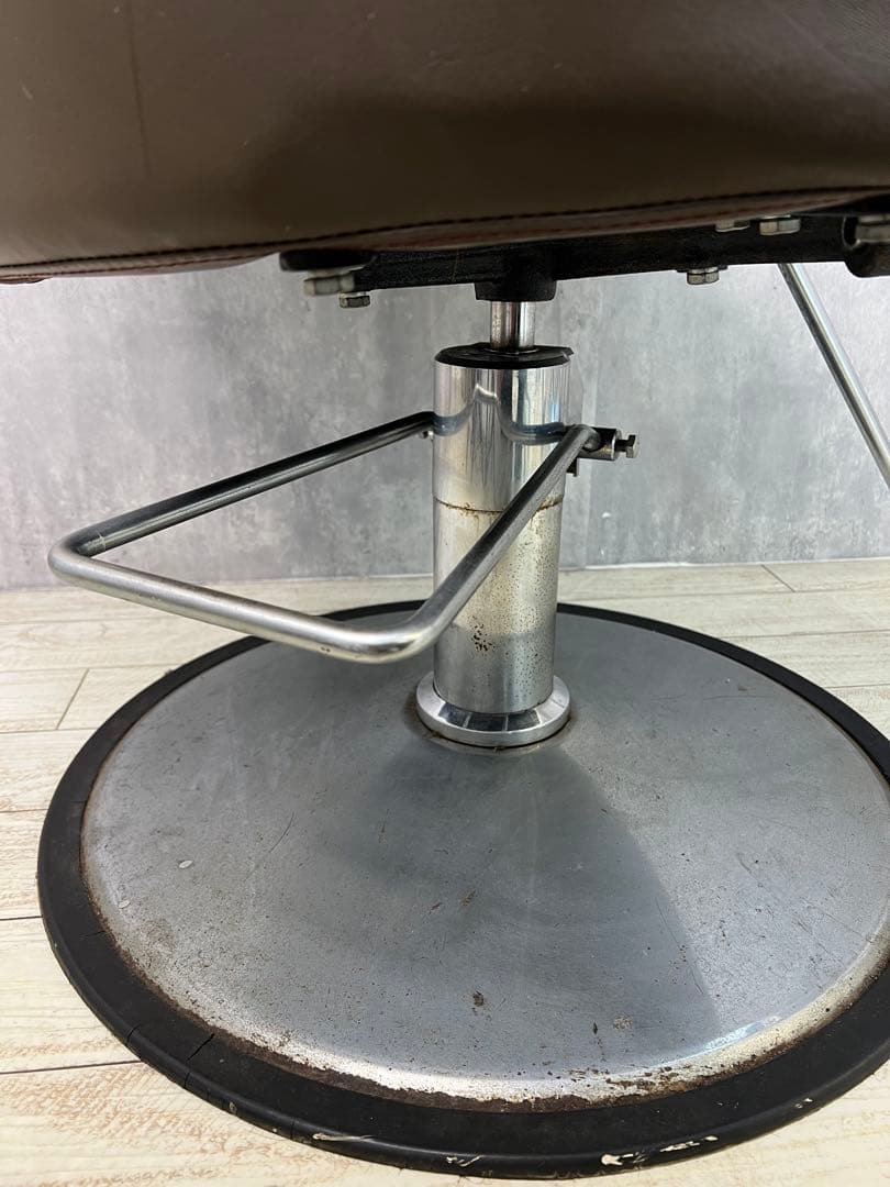 美容室　チェア　椅子3台