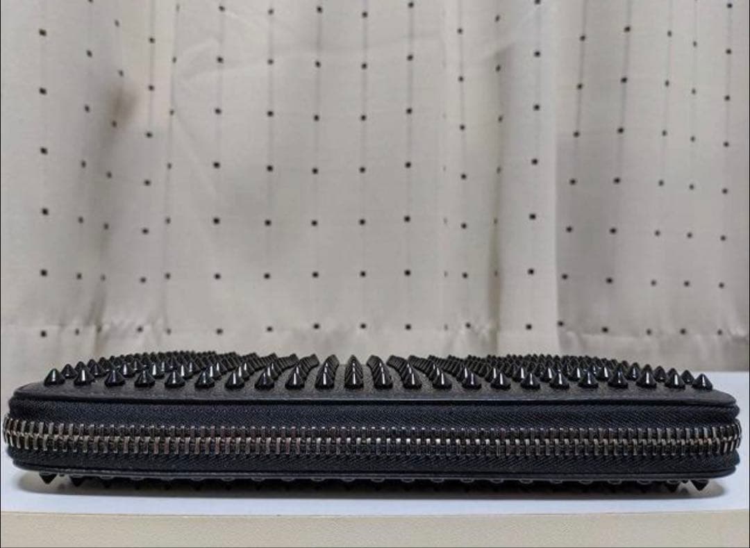 Christian Louboutin クリスチャンルブタン パネトーネ