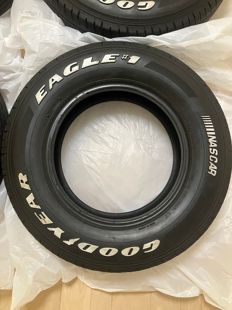 ハイエース　195/80R15 GOODYEAR EAGLE 1専用②