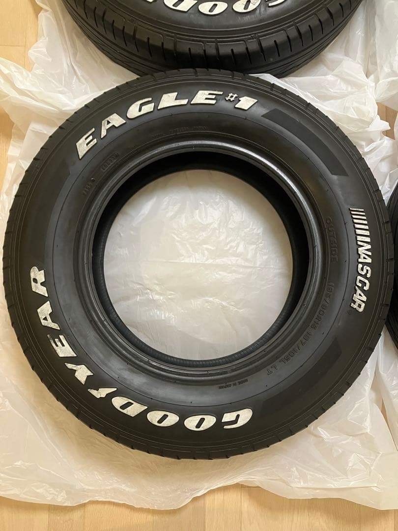 ハイエース　195/80R15 GOODYEAR EAGLE 1専用②