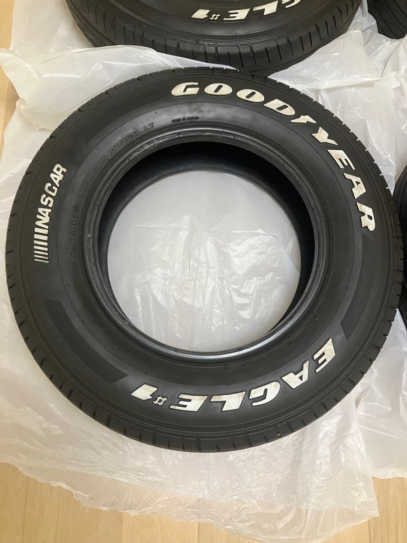 ハイエース　195/80R15 GOODYEAR EAGLE 1専用②