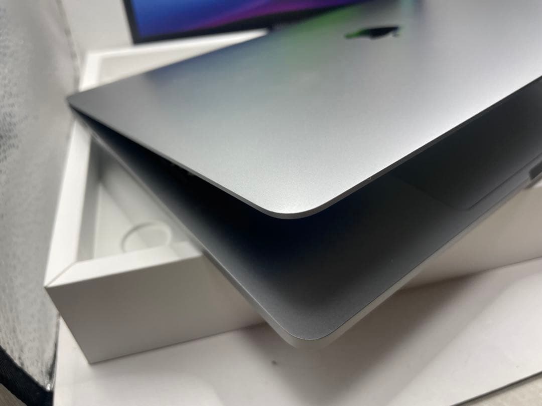 MacBook本体 Apple MacBook Pro M1 2020 8GB 512GB
