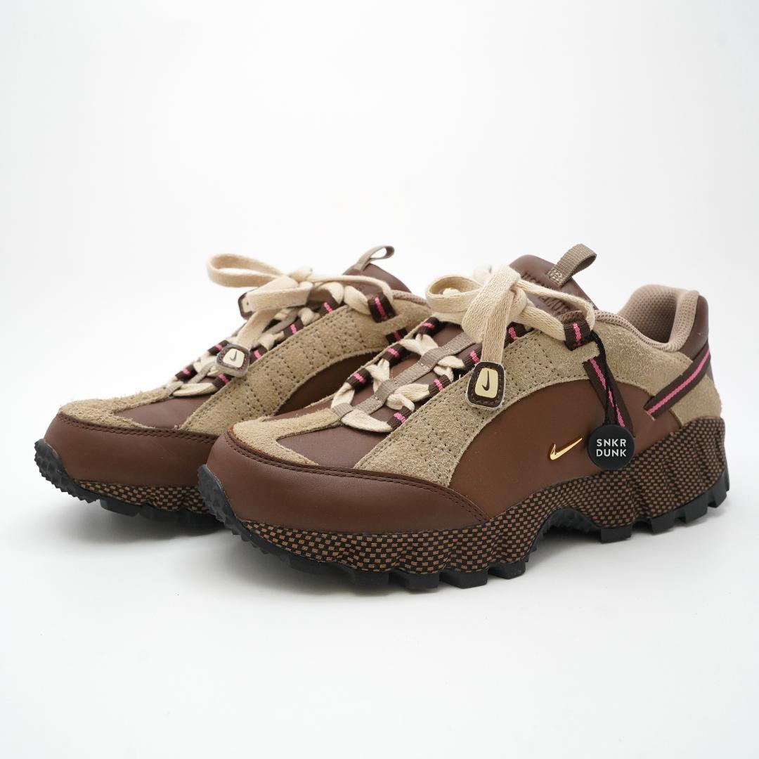 Jacquemus × Nike Women's Air Humara LX