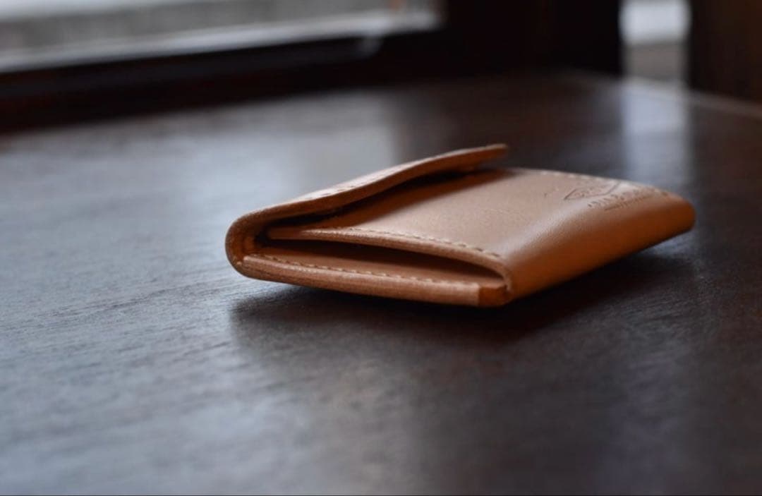 極美品　黒羽　CROW ベージュ ケース