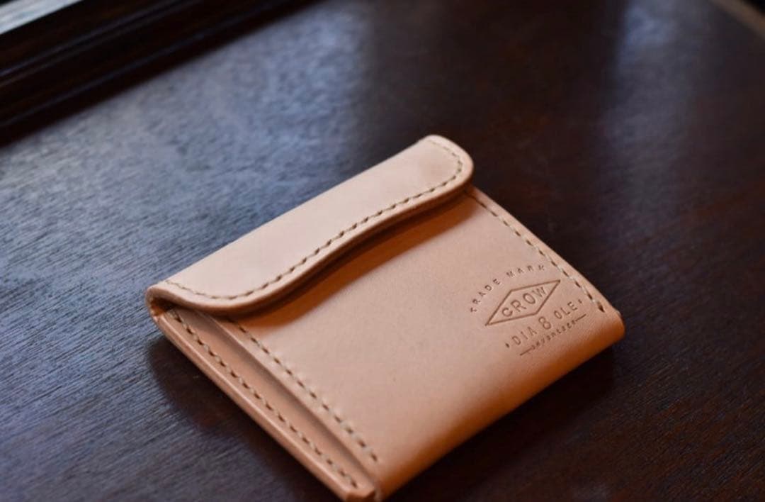 極美品　黒羽　CROW ベージュ ケース