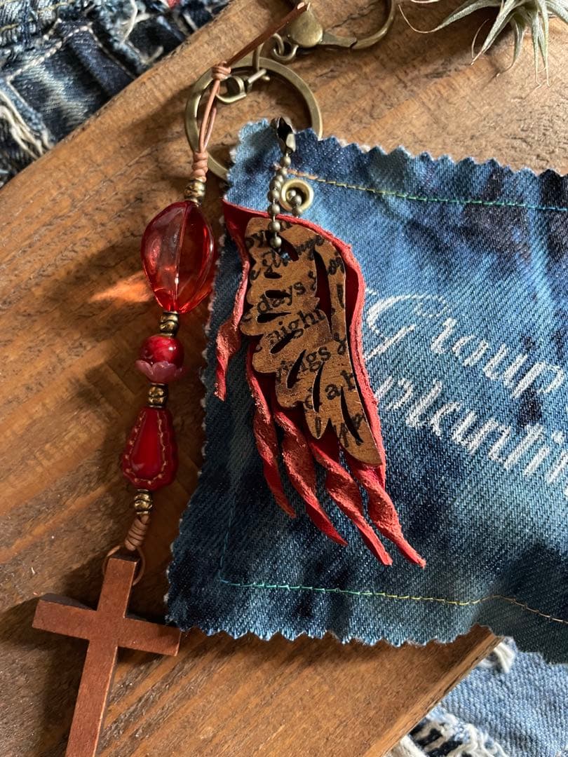 No.142フェザー with ヒノキチップチャーム‪·̩͙꒰ঌ