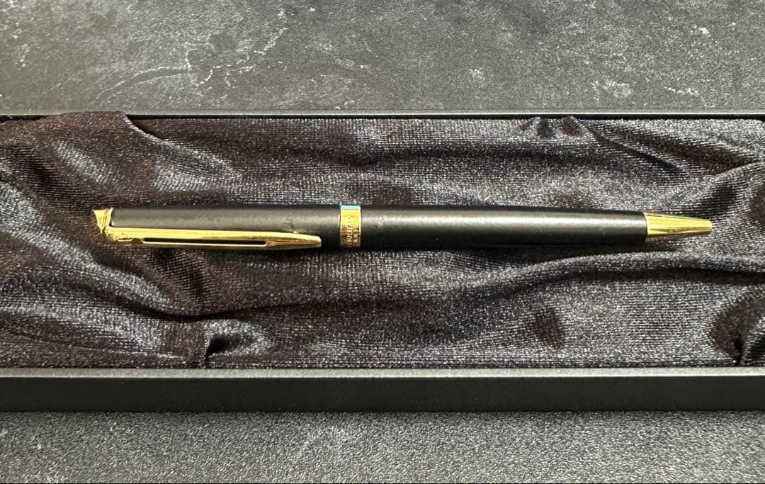 WATERMAN 黒金ボールペン