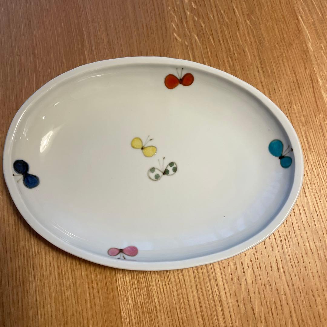 米満麻子さん　ちょうちょう模様の楕円形皿2枚セット