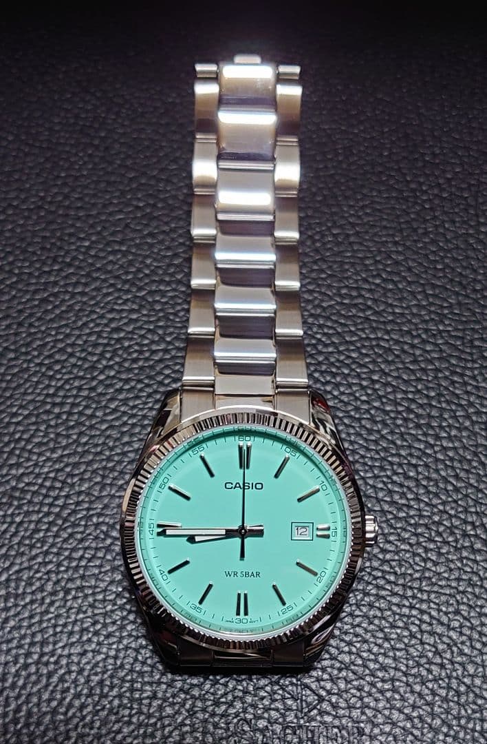 カシオ CASIO ティファニーブルー メタル 腕時計ホワイト バンド付き