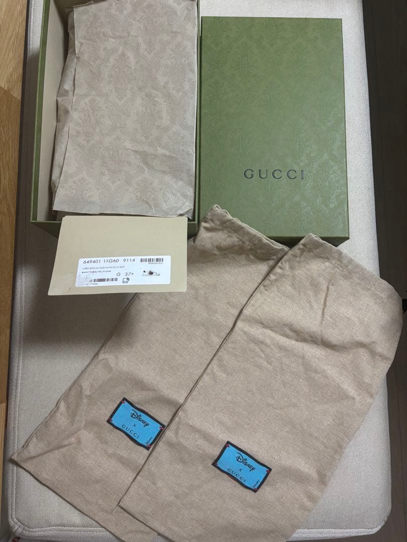 値下げしました！gucci スニーカー37ハーフ