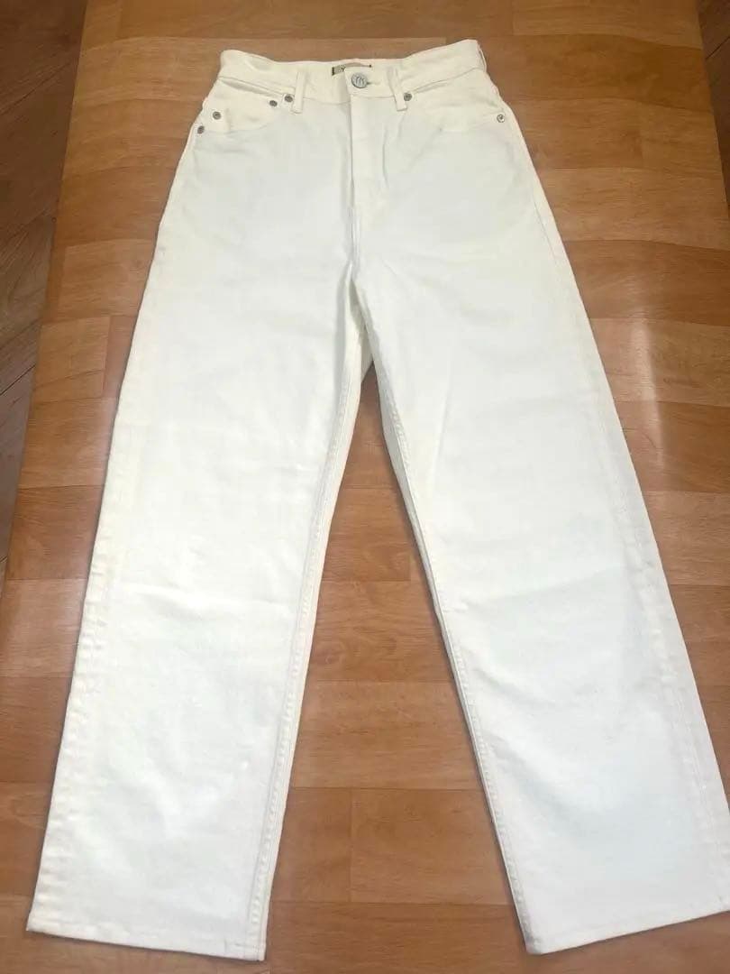 美品　ヤヌーク　レア　Spill Proofボーイズストレート　LEA 25