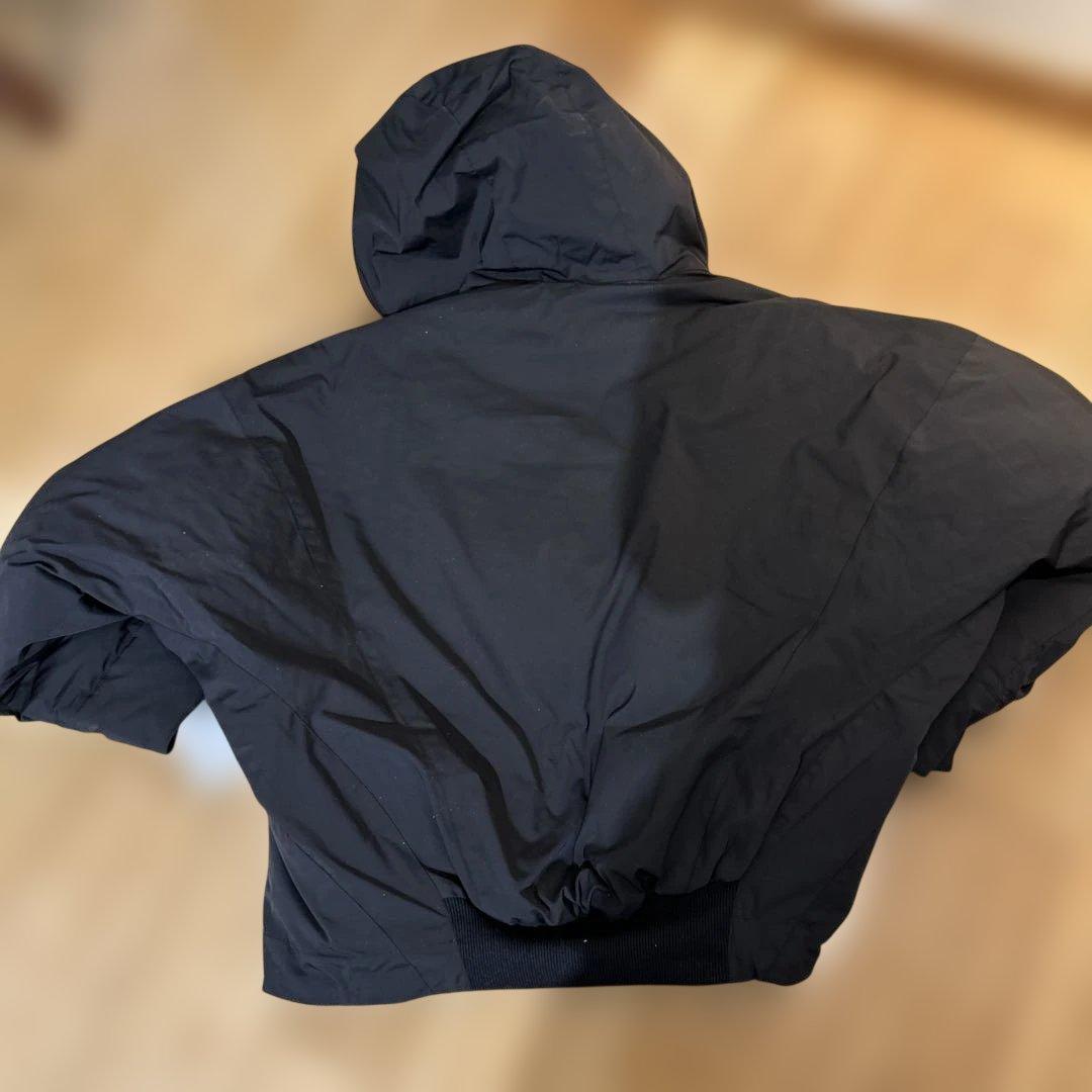 パシオーネレディースダウンジャケット新品　￥41800円　38サイズ