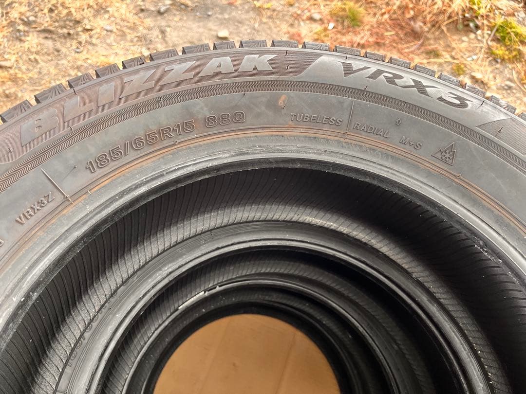 185/65R15 ブリヂストン　スタッドレス　4本セット