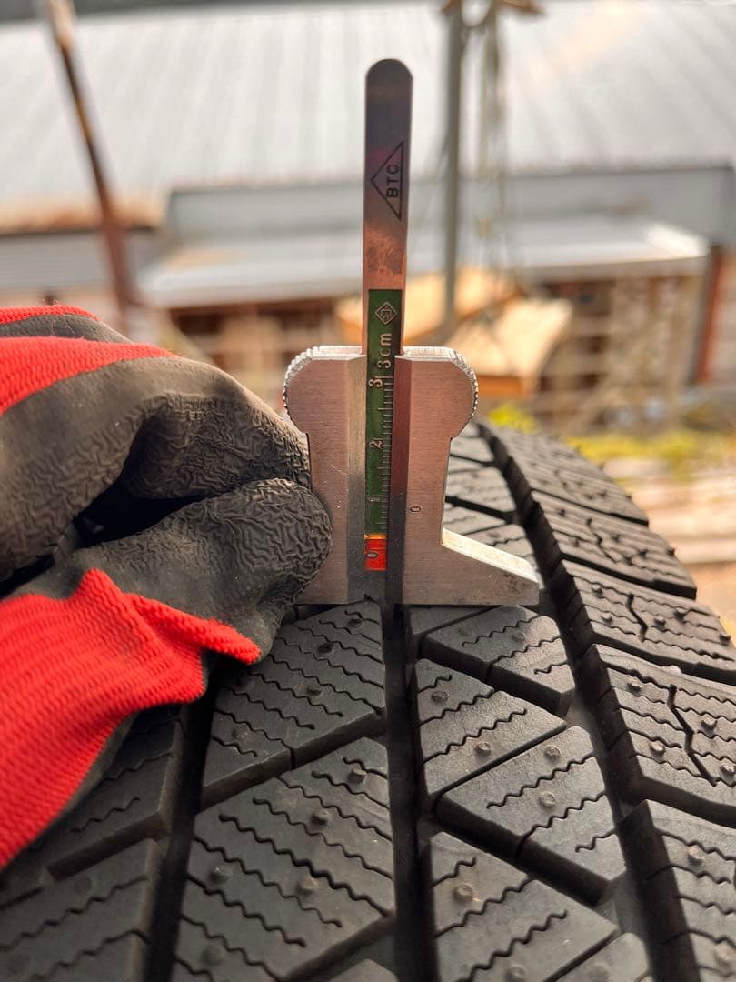 185/65R15 ブリヂストン　スタッドレス　4本セット