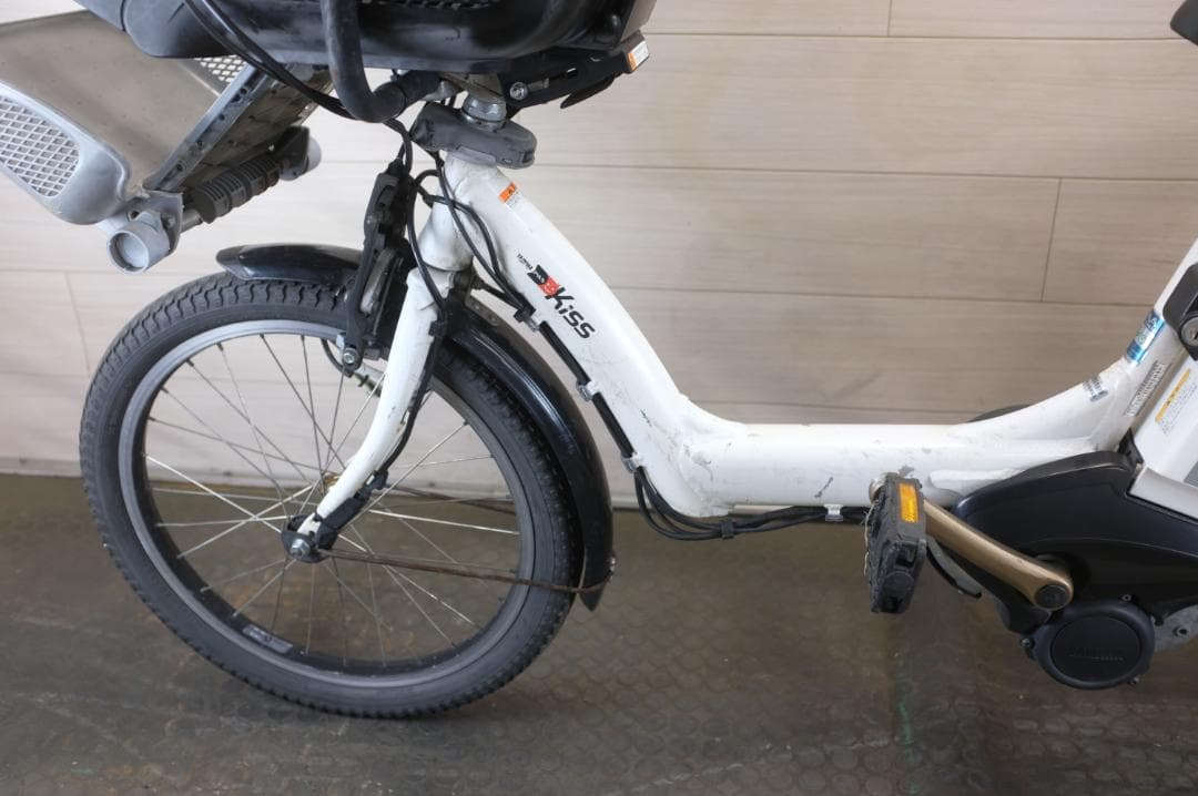 新基準　ヤマハPAS　KISS20インチ　3段8.7Ah（4点灯）充電器あり