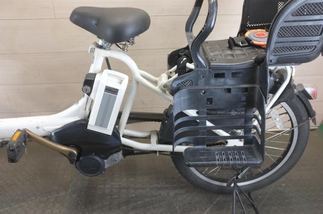 新基準　ヤマハPAS　KISS20インチ　3段8.7Ah（4点灯）充電器あり