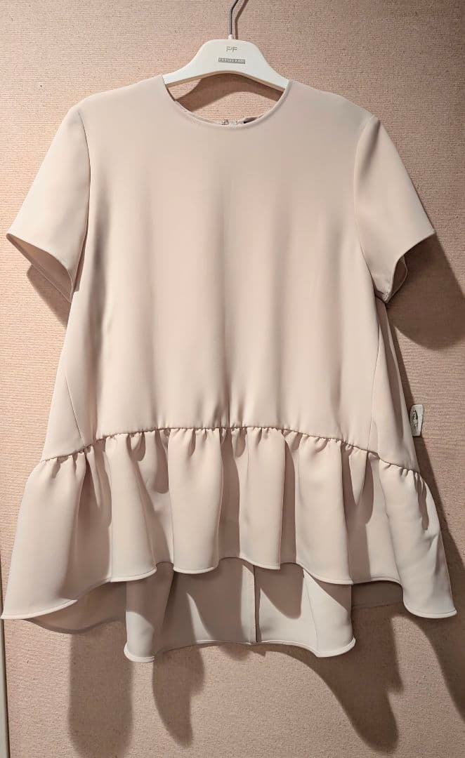 YOKO CHAN ベージュ フリル 半袖トップス