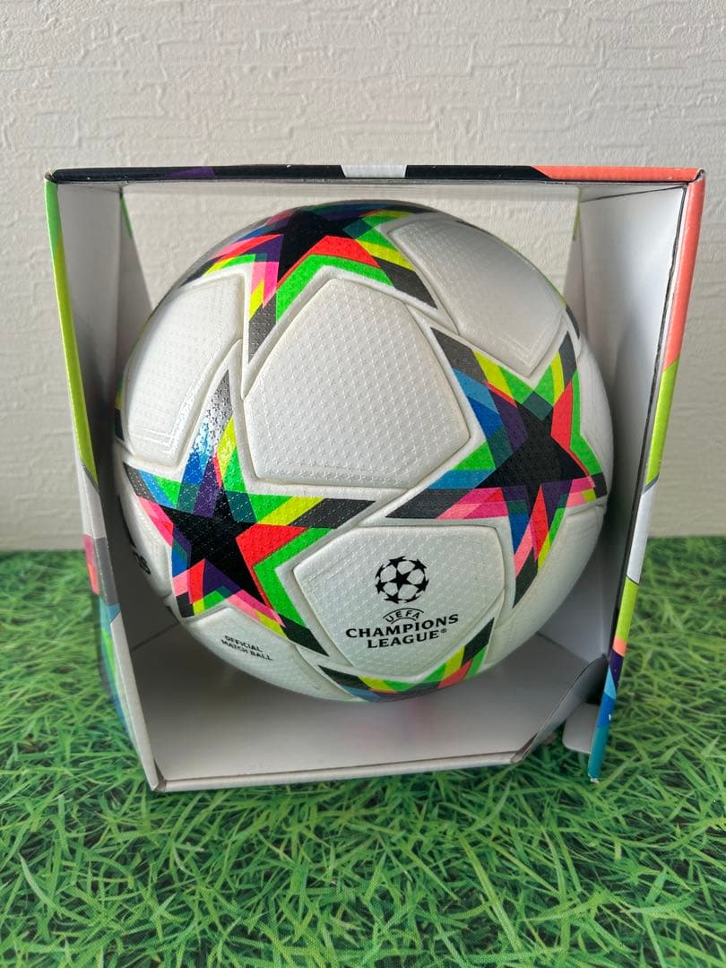 ☆新品☆送料無料☆ adidas(アディダス) フィナーレプロ☆サッカーボール☆