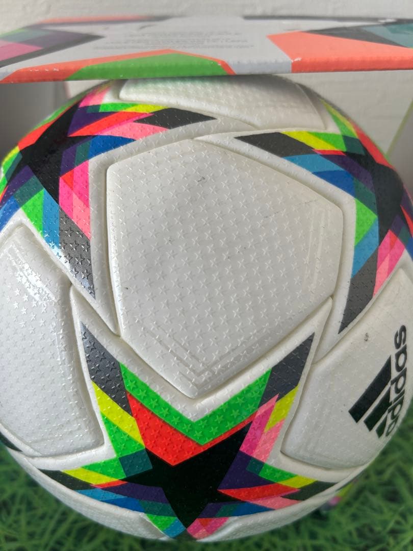 ☆新品☆送料無料☆ adidas(アディダス) フィナーレプロ☆サッカーボール☆