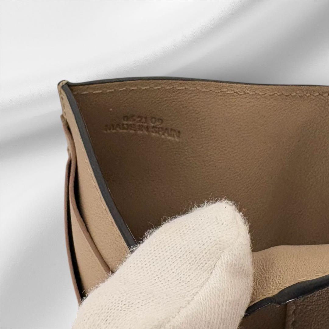 美品✨ LOEWE アナグラム バーティカル ウォレット スモール ベージュ