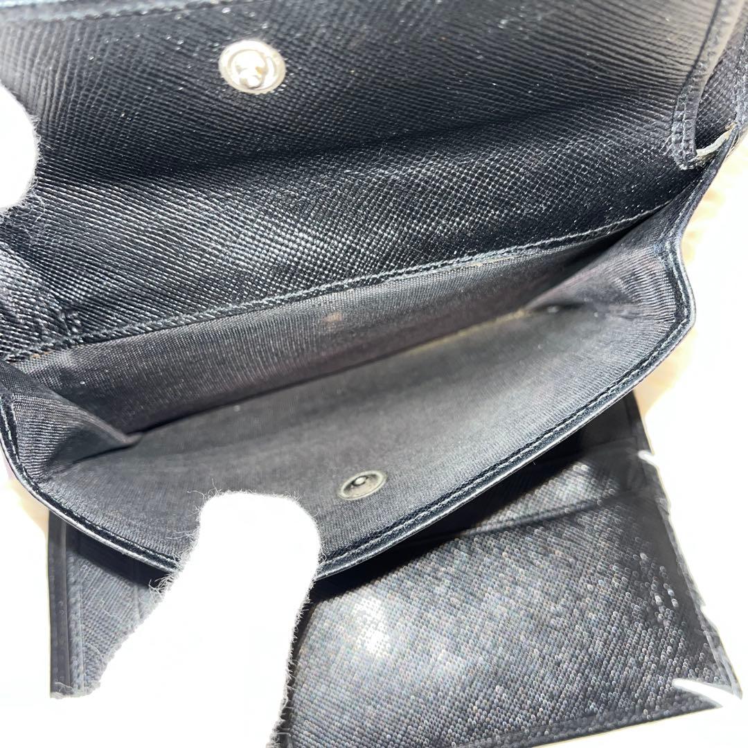 未使用級✨PRADAプラダ　三つ折り財布　サフィアーノ　レザー　ブラック