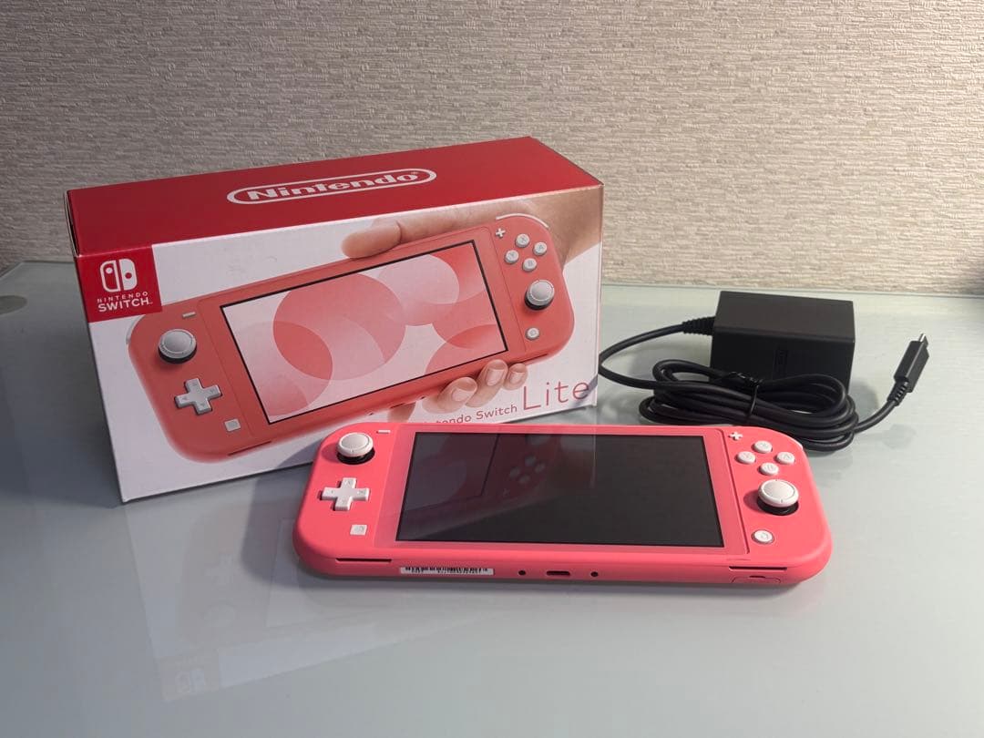Nintendo Switch Lite コーラル　本体　箱付き