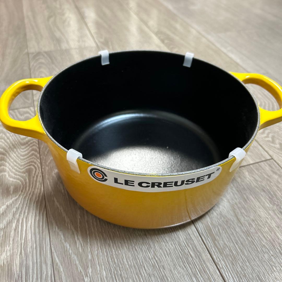 LE CREUSET ピカチュウ ロンド　ネクター　22cm