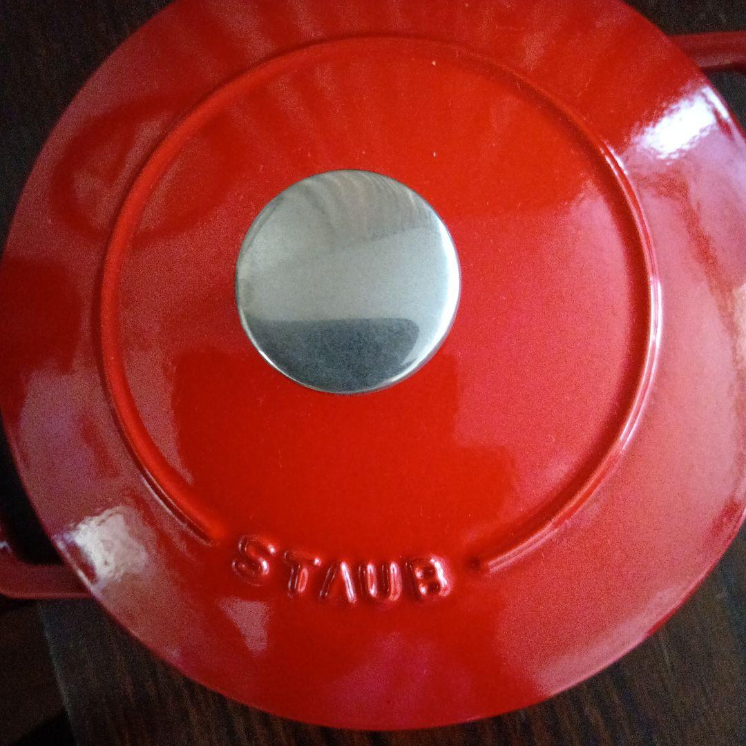 ストウブ　鍋　１６センチ