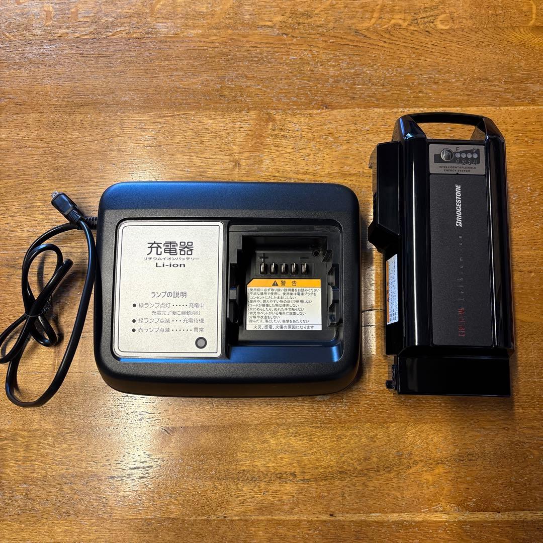 未使用 ブリヂストン C301_12.3Ah リチウムバッテリー本体充電器セット