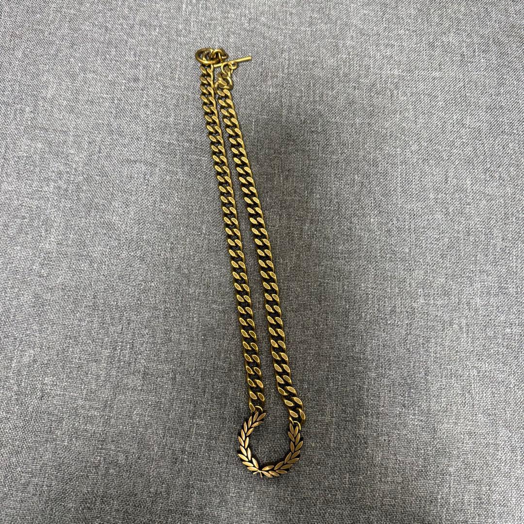 FRED PERRY ネックレス　ゴールド　ゴールドチェーン　ローレルリーフ