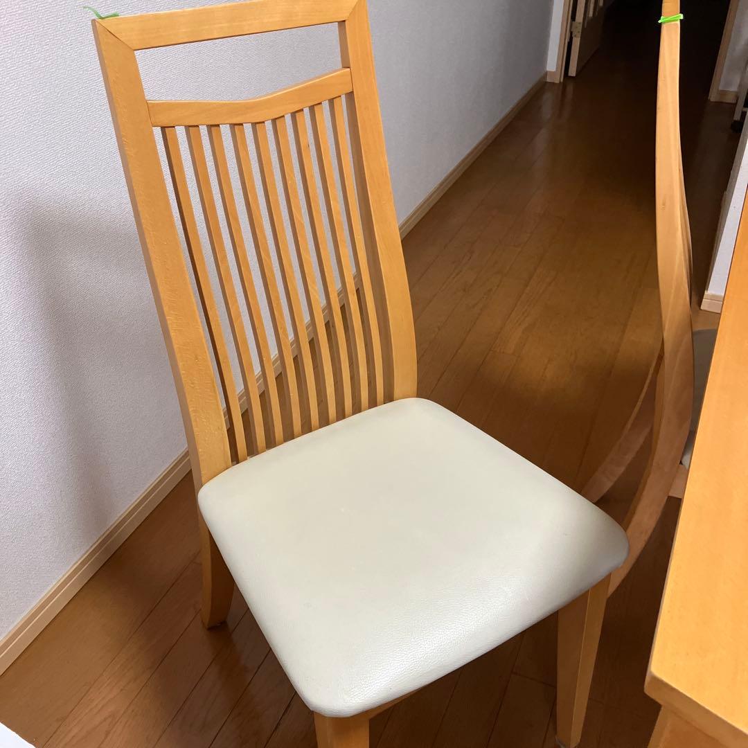 木製ダイニングテーブル　椅子４脚セット