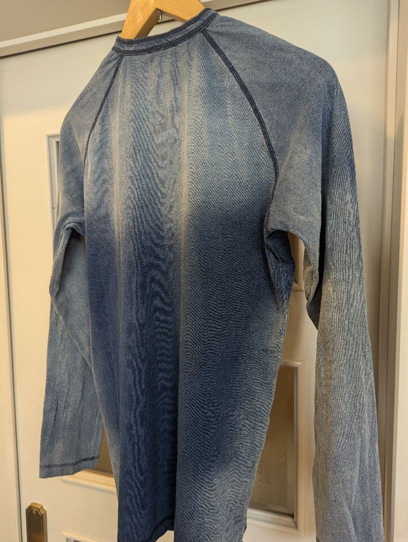 DIESEL 24年モデル美品 予備ボタン付き ヘンリーネック長袖Tシャツ